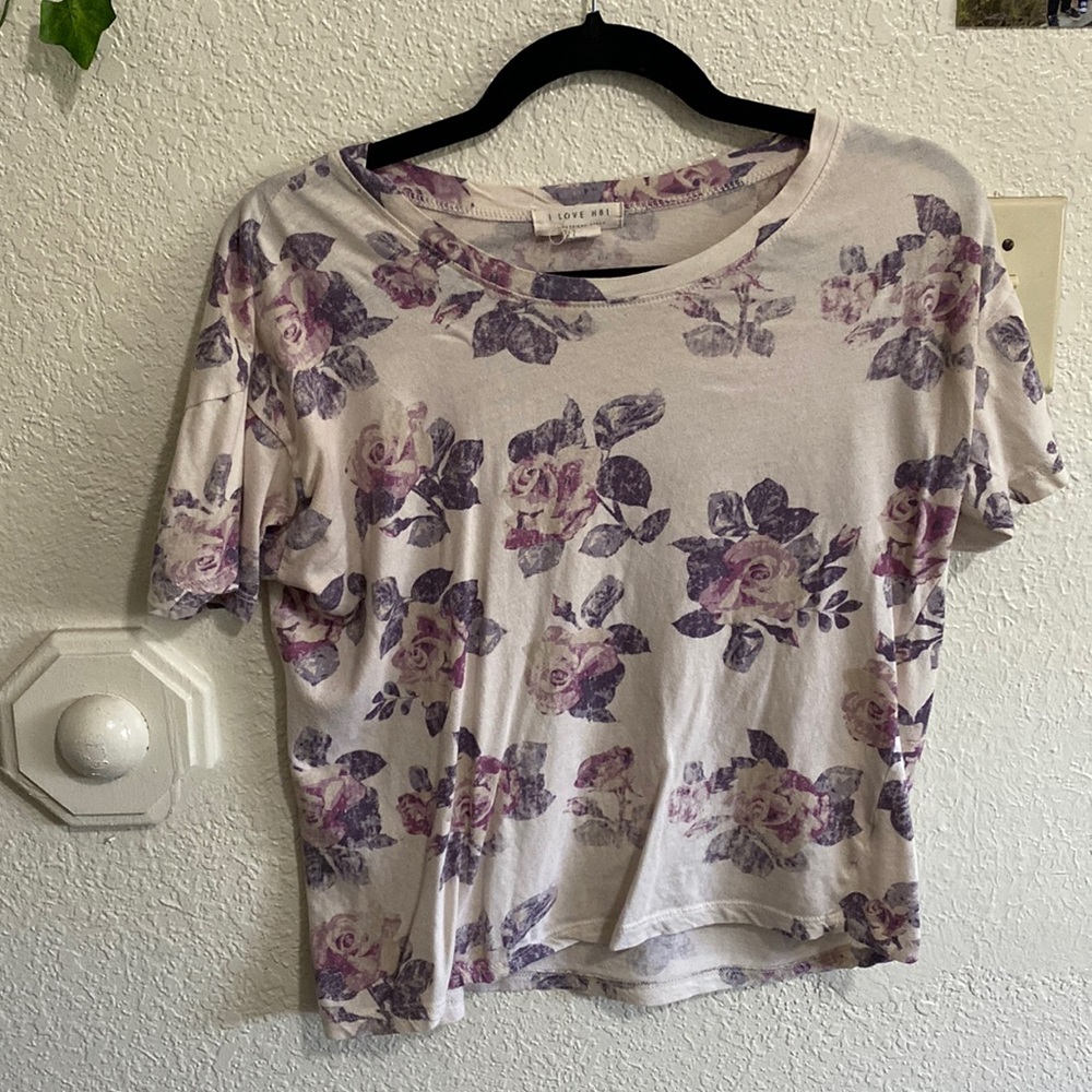 Size medium floral shirt
